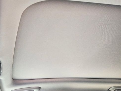 Certified 2025 Kia Sorento SX image 26