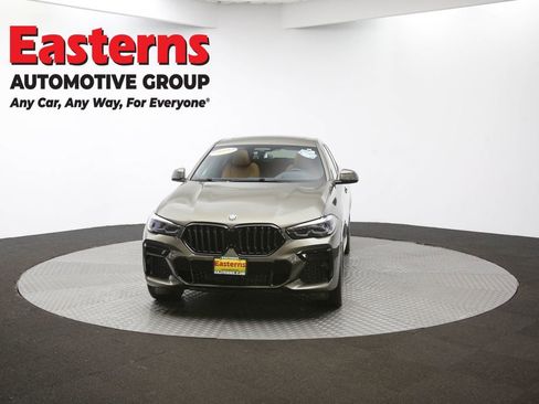 Used 2022 BMW X6 xDrive40i w/ M Sport Package image 54