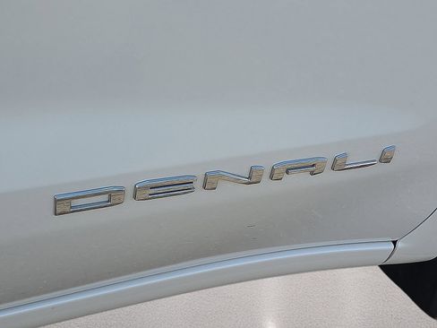 Used 2024 GMC Sierra 1500 Denali Ultimate AWD/4WD image 14
