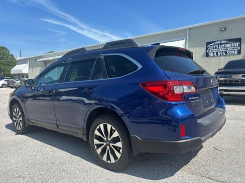 Used 2016 Subaru Outback 2.5i Limited AWD/4WD image 8