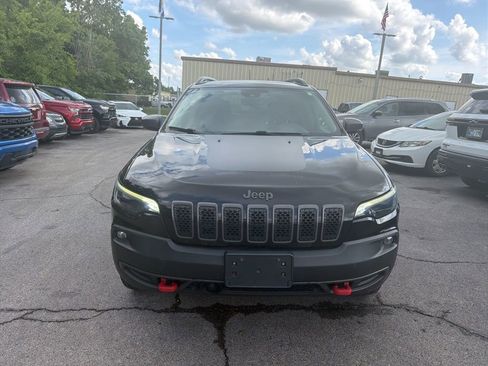 Used 2021 Jeep Cherokee Trailhawk AWD/4WD image 3
