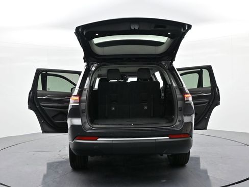 Used 2022 Jeep Grand Cherokee L Limited image 26