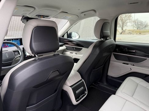 New 2026 Lincoln Nautilus Premier w/ Jet Appearance Package image 15