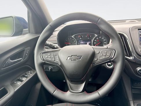 Used 2023 Chevrolet Equinox RS AWD/4WD image 11