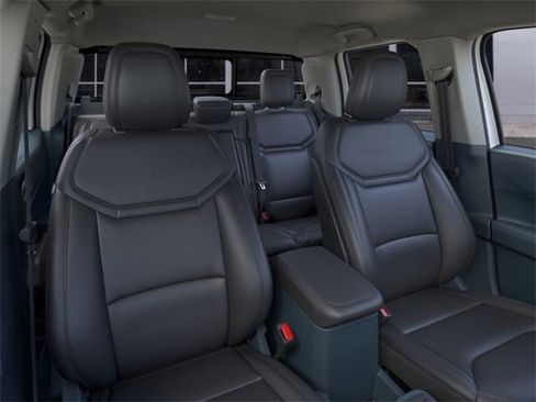 New 2025 Ford Maverick Lariat w/ Black Appearance Package image 10