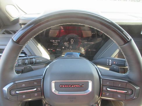 New 2026 GMC Yukon XL Denali Ultimate image 18