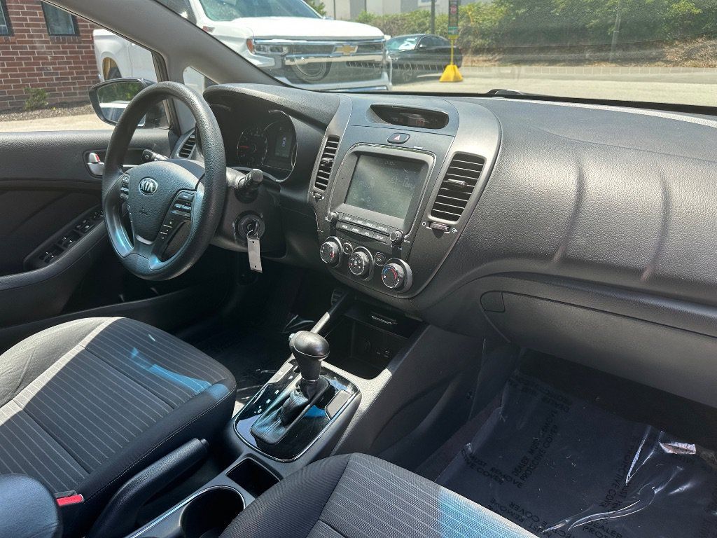 Used 2018 Kia Forte LX w/ LX Popular Package FWD image 19