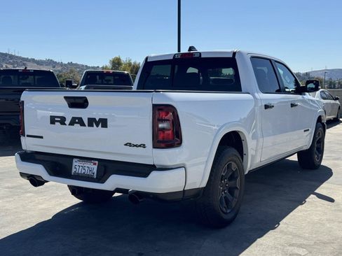 Used 2025 RAM 1500 Big Horn AWD/4WD image 6