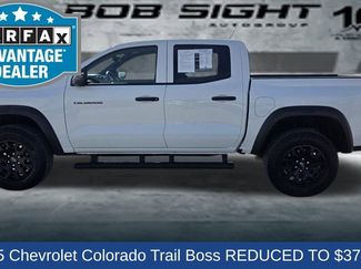 Used 2025 Chevrolet Colorado Trail Boss video 3