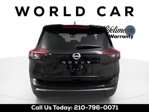 Used 2024 Nissan Rogue S image 13