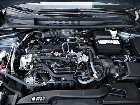 Used 2024 Toyota Corolla LE image 32