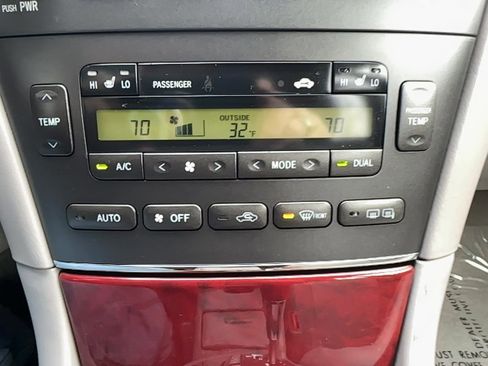 Used 2003 Lexus ES 330 image 10