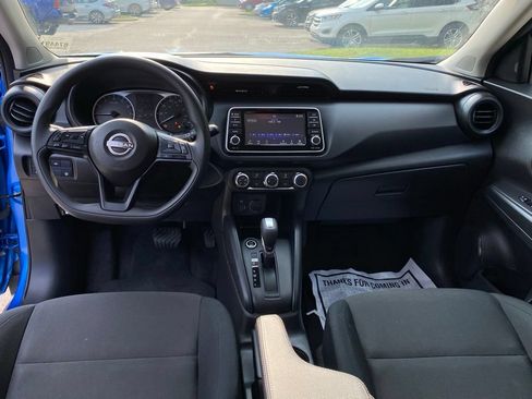 Used 2025 Nissan Kicks Play S FWD image 27