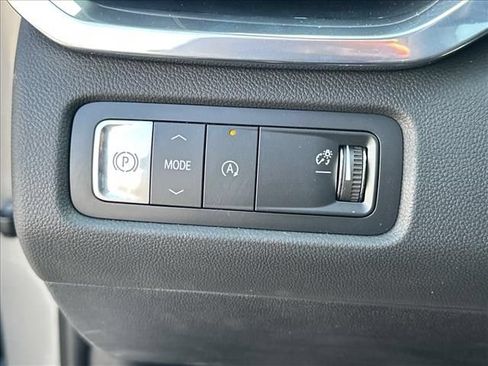 New 2026 GMC Acadia Elevation w/ Elevation Premium Package FWD image 31
