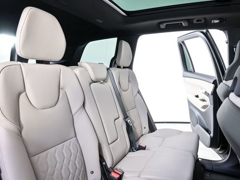 New 2026 Volvo XC90 T8 Plus w/ Protection Package AWD/4WD image 23
