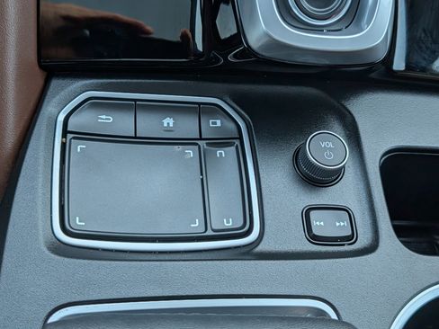 Used 2023 Acura MDX SH-AWD w/ Technology Package image 31