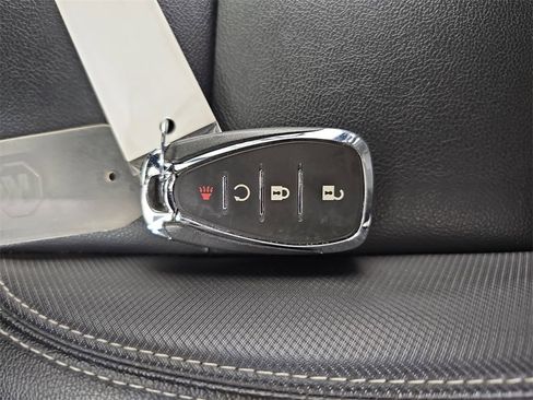 Certified 2021 Chevrolet TrailBlazer ACTIV w/ Technology Package image 41