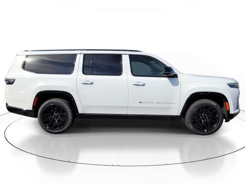 New 2026 Jeep Grand Wagoneer L Limited AWD/4WD image 5