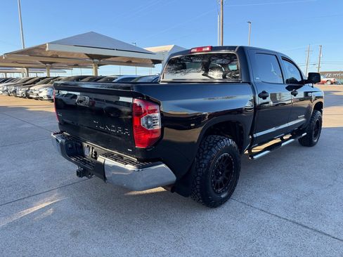 Used 2015 Toyota Tundra SR5 image 7