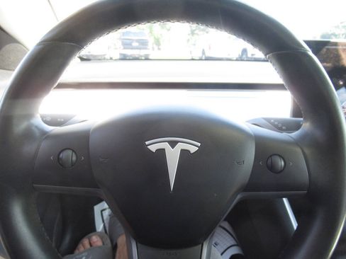 Used 2019 Tesla Model 3 Performance AWD/4WD image 22