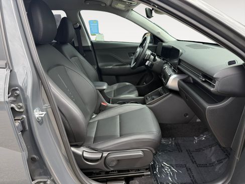 Used 2026 Hyundai Kona SEL Premium FWD image 19