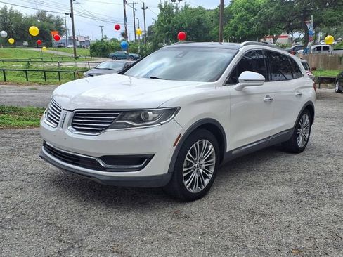 Used 2016 Lincoln MKX Reserve w/ Climate Package image 3