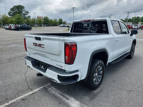 Certified 2024 GMC Sierra 1500 AT4 w/ Technology Package AWD/4WD image 3