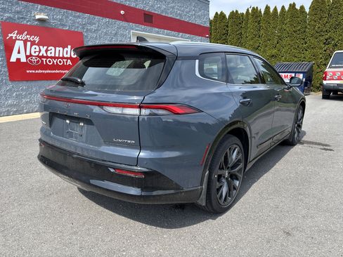 Certified 2025 Toyota Crown Signia w/ Advanced Technology Package image 3