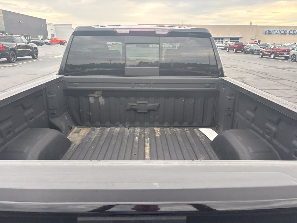 Used 2023 Chevrolet Silverado 1500 LTZ AWD/4WD image 17