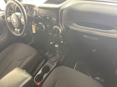 Used 2013 Jeep Wrangler Unlimited Sport AWD/4WD image 23