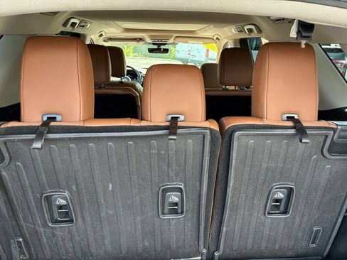 Certified 2023 Nissan Pathfinder Platinum AWD/4WD image 15