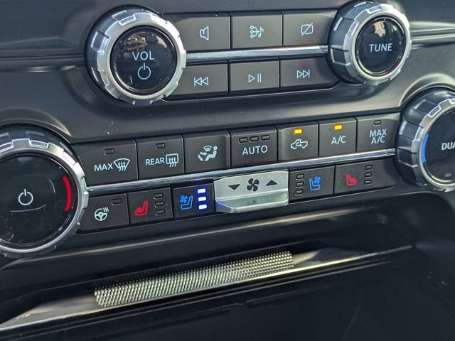 Used 2024 Ford F150 Lariat w/ FX4 Off-Road Package AWD/4WD image 34