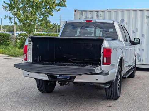 Used 2018 Ford F150 XLT w/ Equipment Group 302A Luxury AWD/4WD image 14