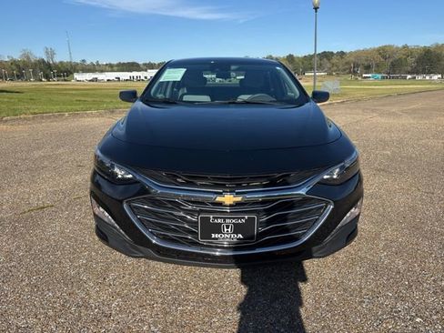 Used 2025 Chevrolet Malibu LT image 6