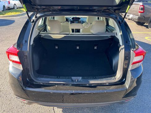 Used 2018 Subaru Impreza 2.0i Premium w/ Eyesight & BSD & Rcta AWD/4WD image 15