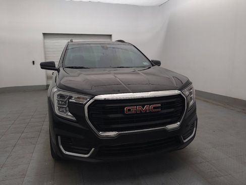 Used 2023 GMC Terrain SLE w/ Driver Convenience Package FWD image 14