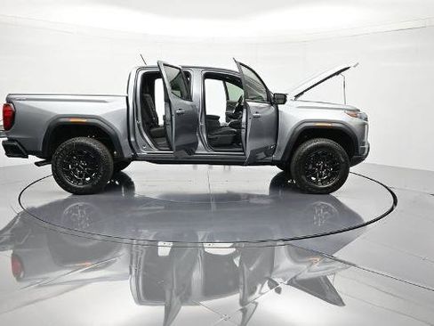 New 2026 GMC Canyon Elevation w/ Convenience Package image 48