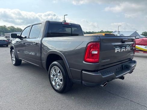Used 2025 RAM 1500 Big Horn AWD/4WD image 5