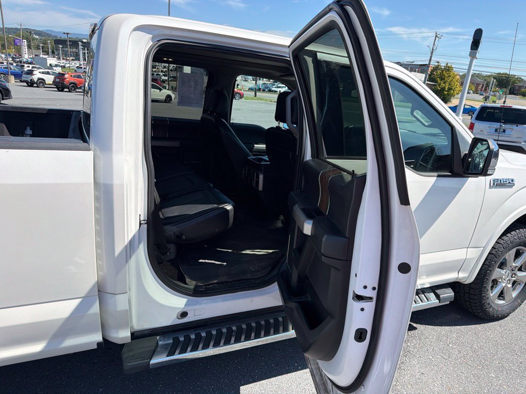 Used 2019 Ford F150 Lariat w/ Equipment Group 502A Luxury AWD/4WD image 19
