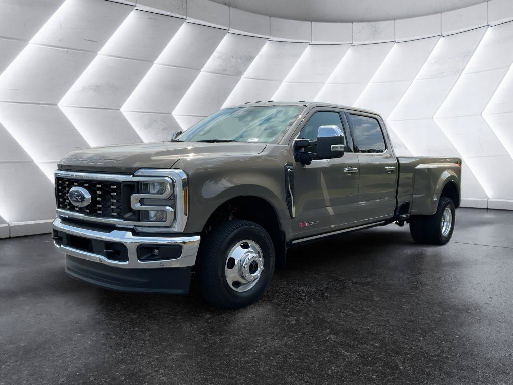 New 2026 Ford F350 King Ranch w/ Chrome Package AWD/4WD image 3