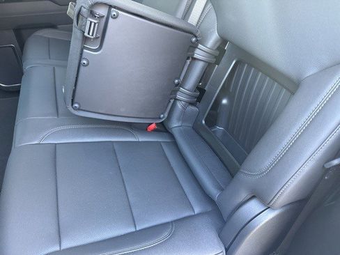 Certified 2025 GMC Sierra 1500 SLT w/ SLT Premium Plus Package image 17