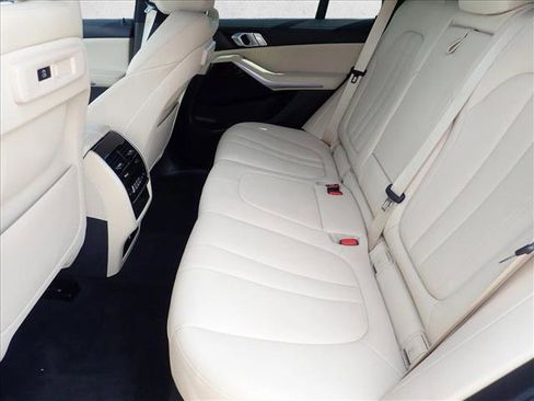 Used 2020 BMW X5 xDrive40i w/ Convenience Package image 11