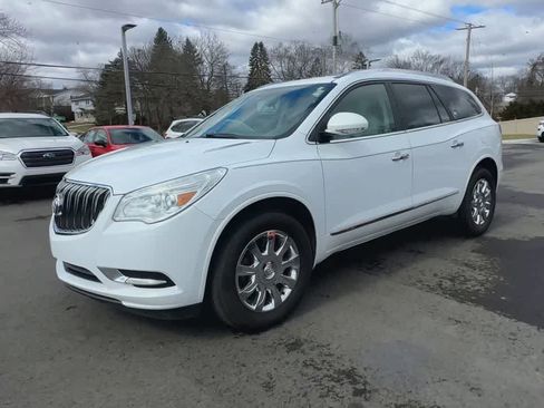 Used 2017 Buick Enclave Leather image 4