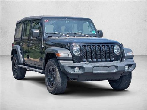 Used 2023 Jeep Wrangler Unlimited Sport AWD/4WD image 3