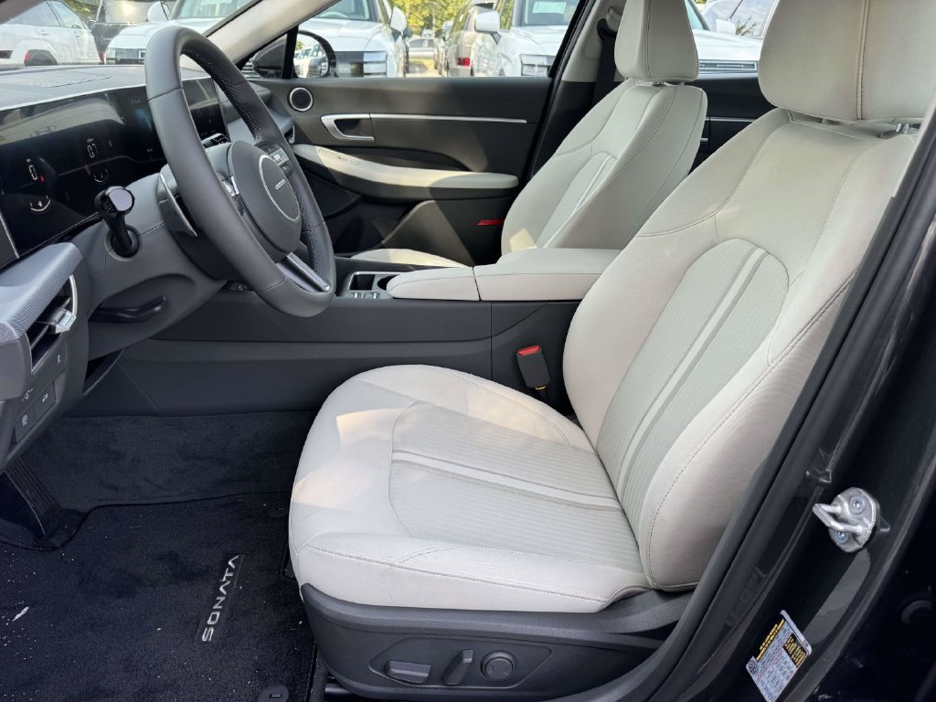 New 2026 Hyundai Sonata SEL AWD/4WD image 14