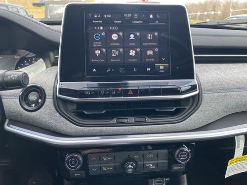 New 2026 Jeep Compass Latitude image 37