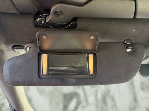 Used 2022 Chevrolet Corvette Stingray Premium Cpe w/ Z51 Performance Package image 24