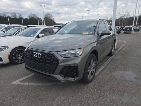Used 2025 Audi Q5 2.0T Premium image 9