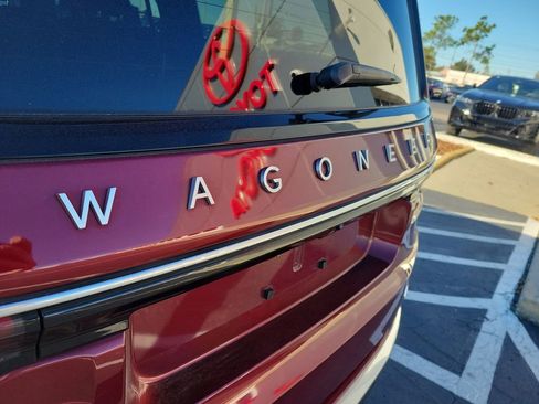 Used 2022 Jeep Wagoneer Series III image 5