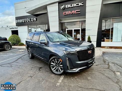 Used 2021 Cadillac Escalade Sport Platinum w/ Heavy-Duty Trailer Package image 1